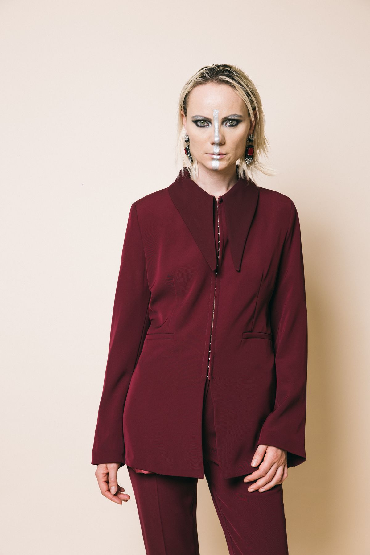 Ki24104 bordeaux  giacche  kostumn°1  bordeaux, l