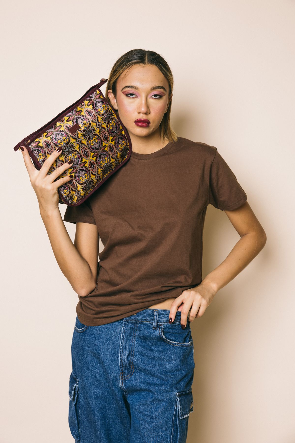 Astuta cioccolato  tshirt e polo  the m..  cioccolato, m