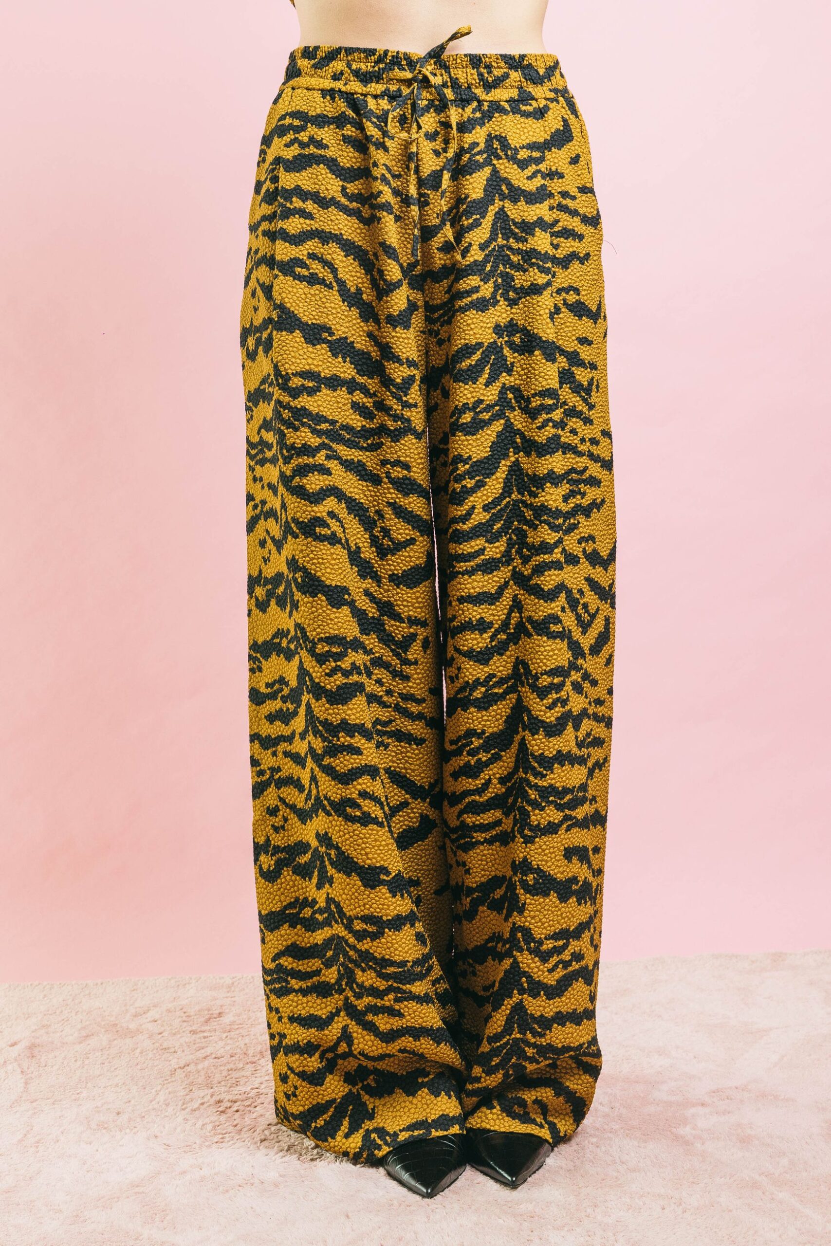 Itchy elasticated waist pants  pantaloni  essentiel antwerp  zebrato, 42